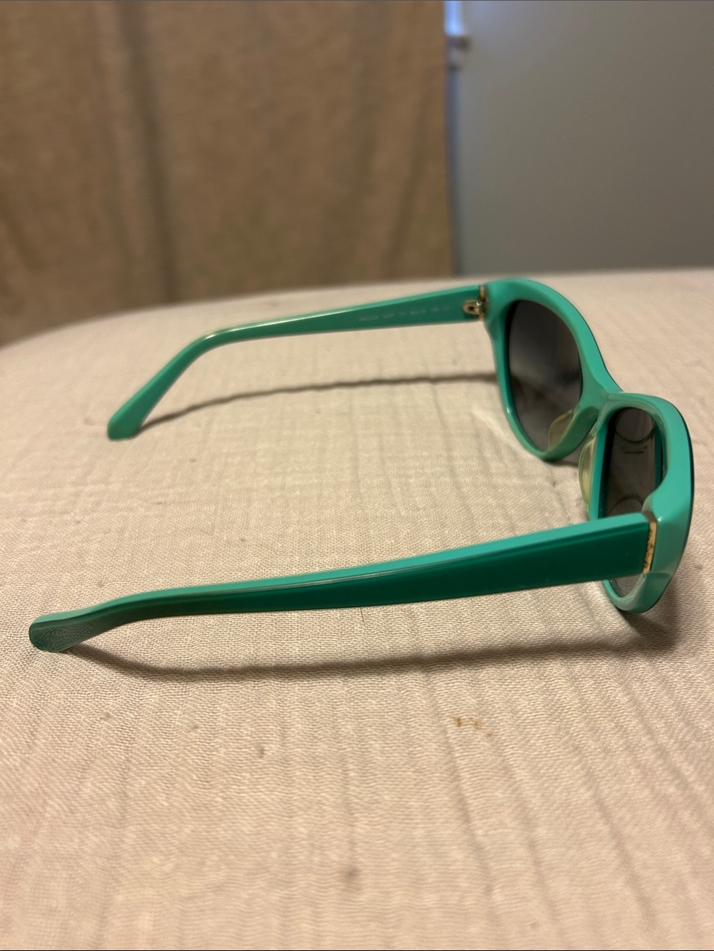 Kate Spade Green Sunglasses for Women - Picture 4 of 4